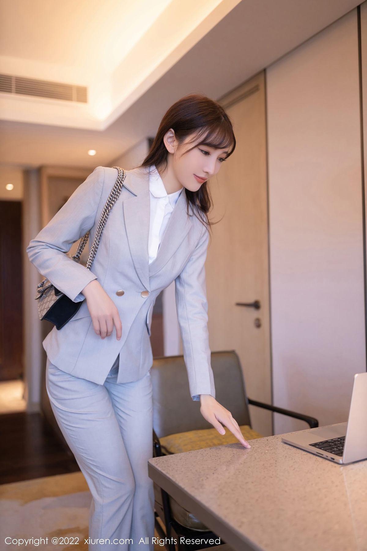 【XiuRen秀人網】20221110Vol5840陸萱萱【80P】-[秀人套图]