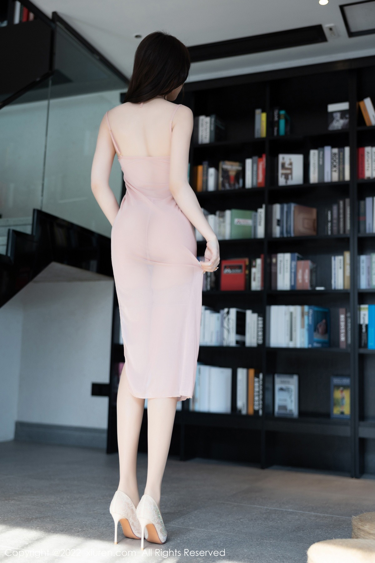 【XiuRen秀人網】20221110Vol5839徐莉芝Booty【86P】-[秀人套图]