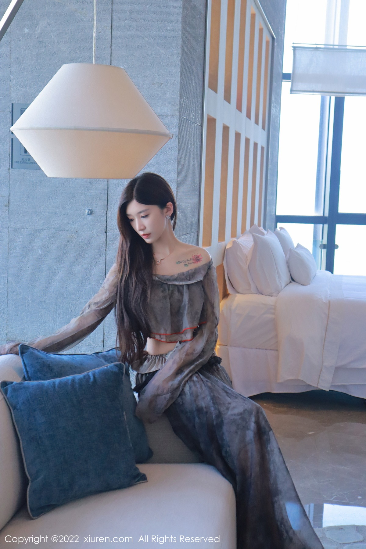 【XiuRen秀人网】20221115Vol5857hebe韩心雨【50P】-[秀人套图]