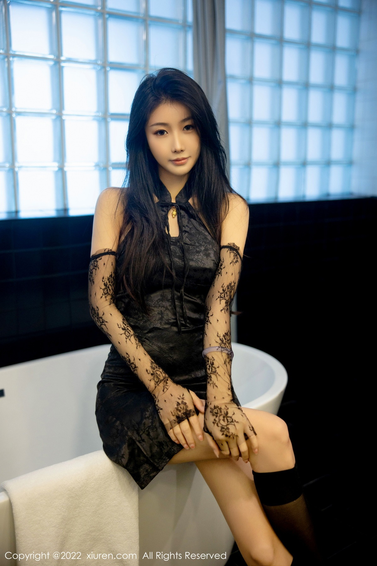 【XiuRen秀人網】20221116Vol5864蘇蘇阿【79P】-[秀人套图]