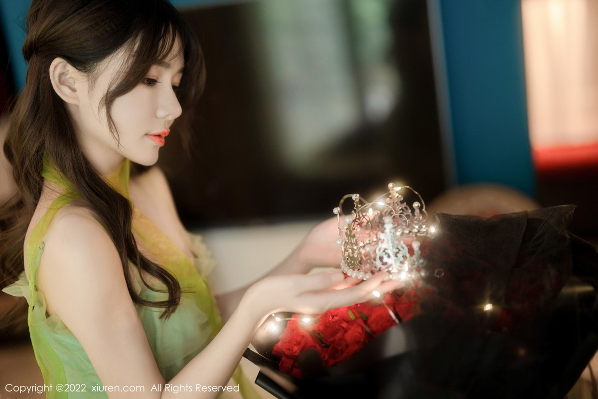 【XiuRen秀人網】20221118Vol5875婠婠麽【85P】-[秀人套图]