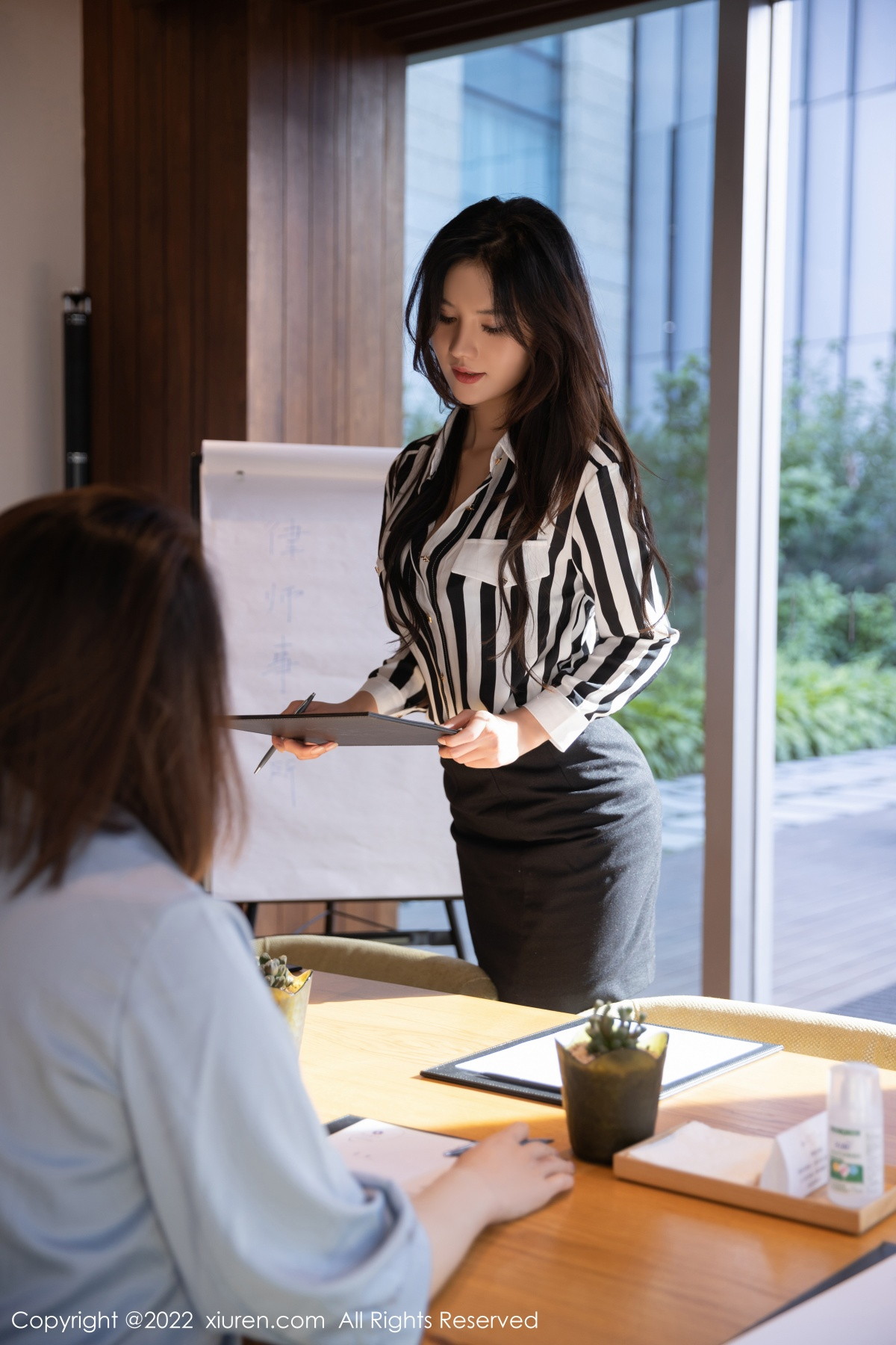 【XiuRen秀人網】20221125Vol5910就是阿朱啊【79P】-[秀人套图]