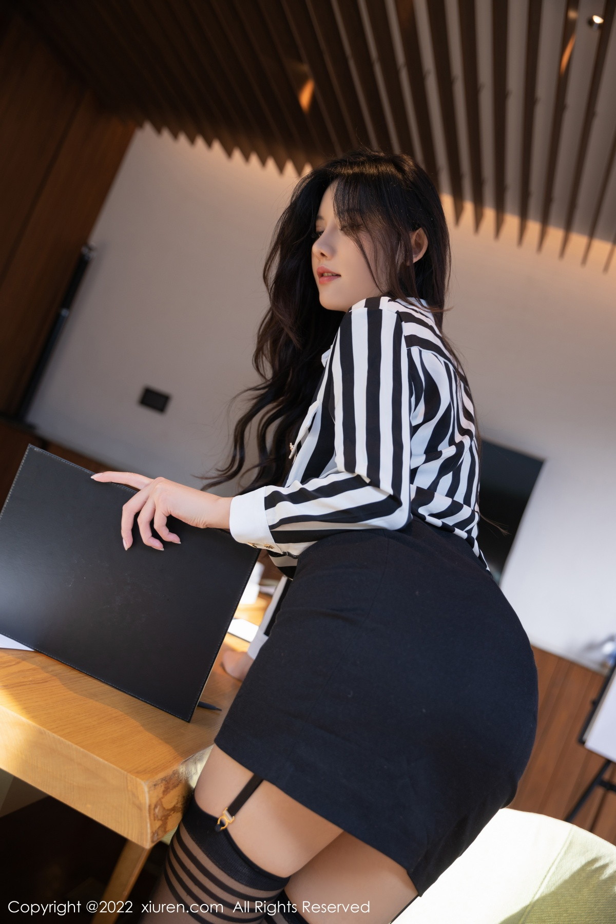 【XiuRen秀人網】20221125Vol5910就是阿朱啊【79P】-[秀人套图]