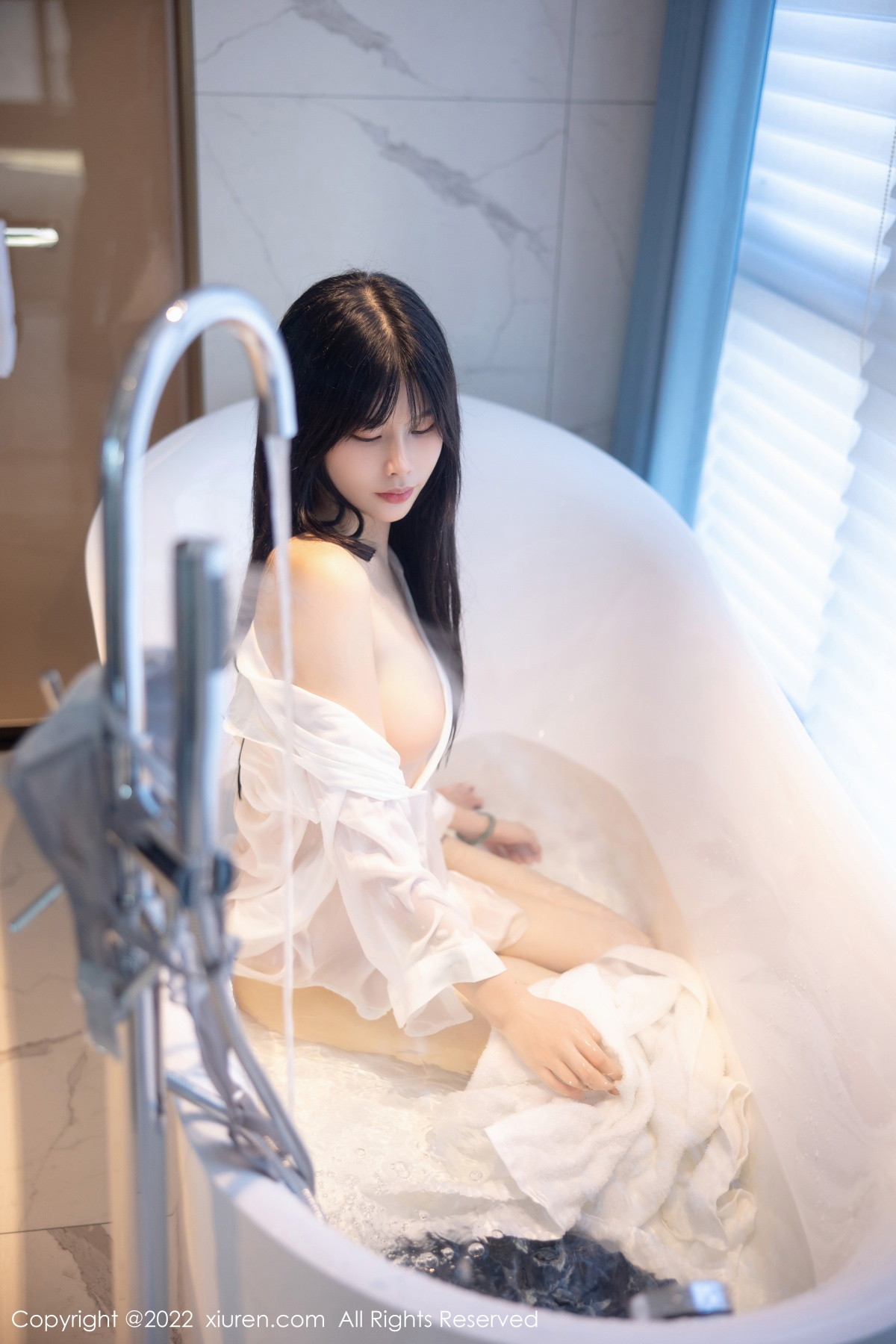 【XiuRen秀人網】20221125Vol590977qiqi【85P】-[秀人套图]