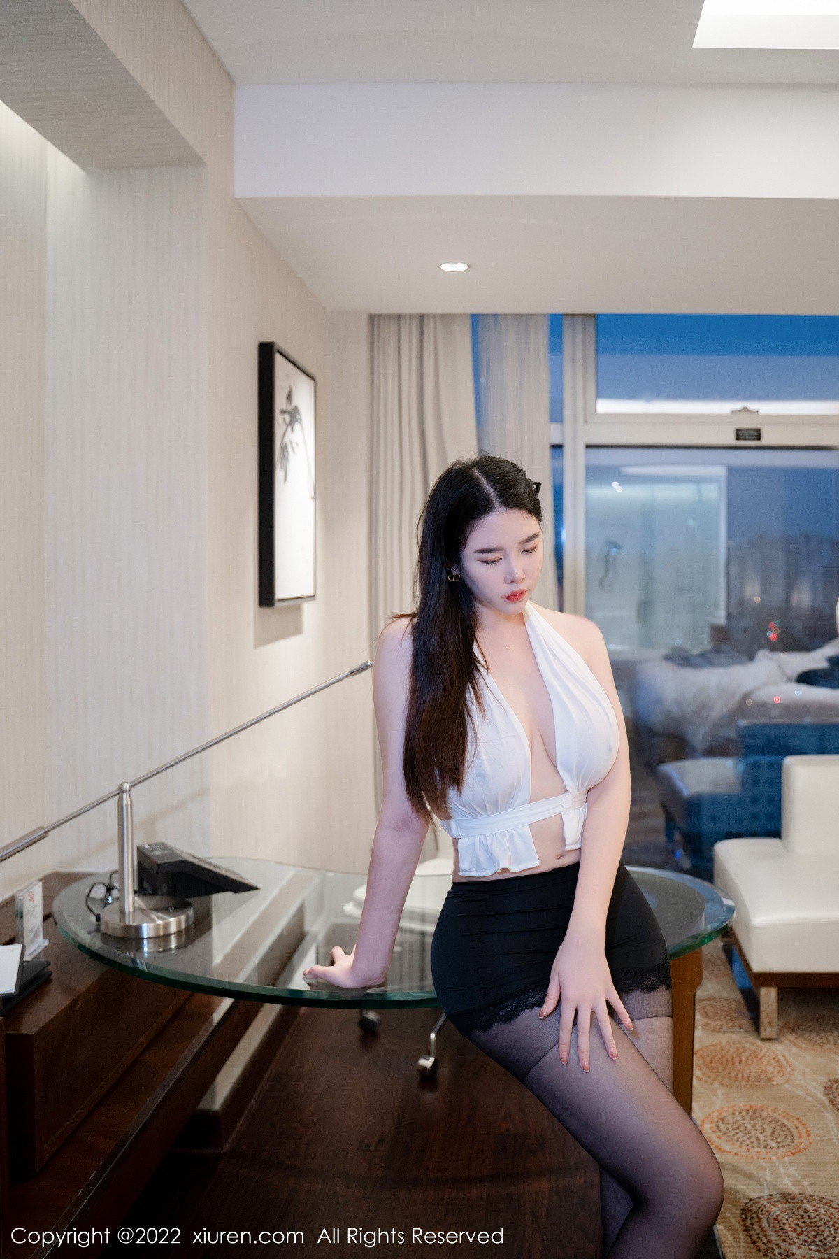 【XiuRen秀人網】20221128Vol5917櫻桃小犢子【48P】-[秀人套图]