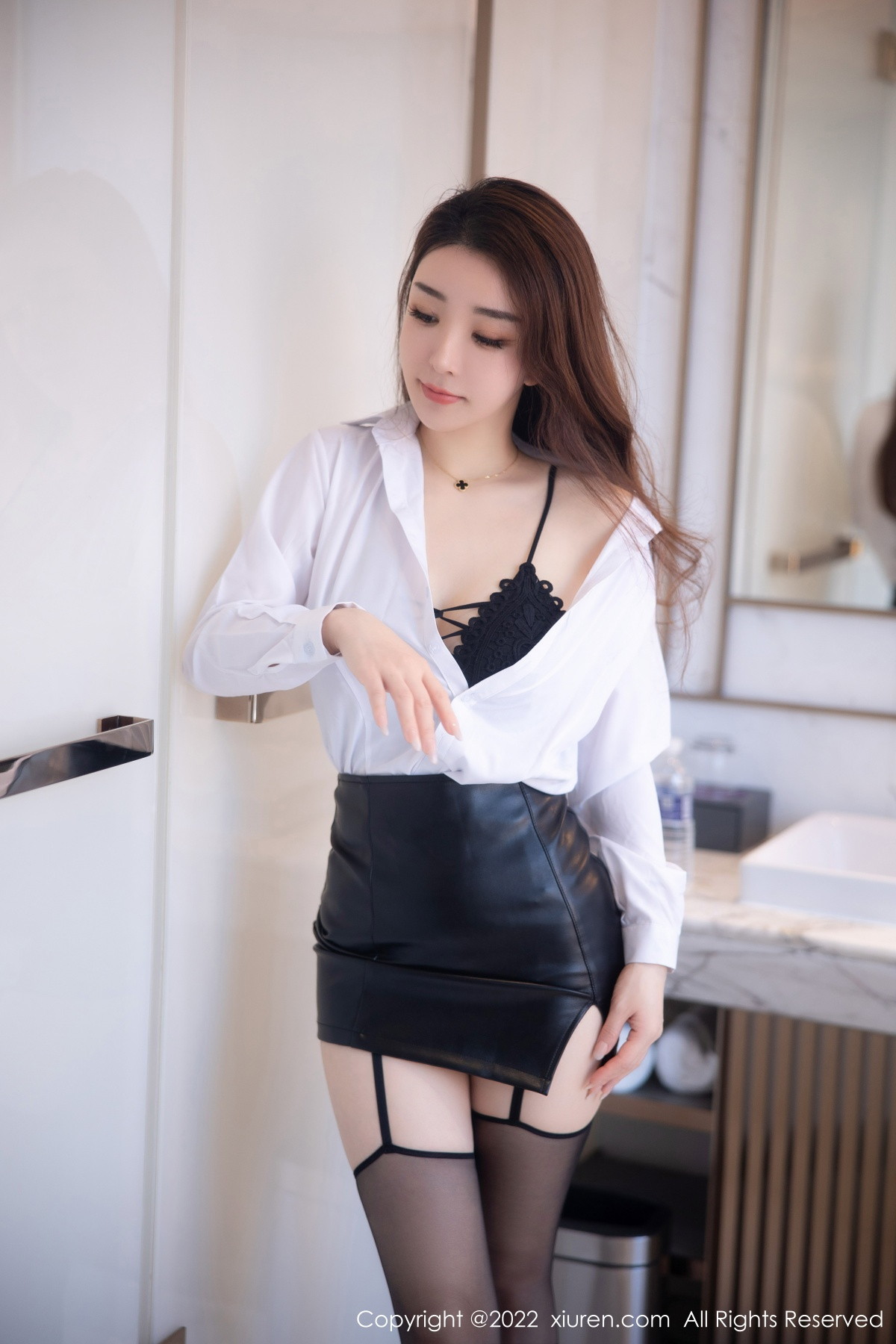 【XiuRen秀人網】20221128Vol5916雨兒1494【74P】-[秀人套图]