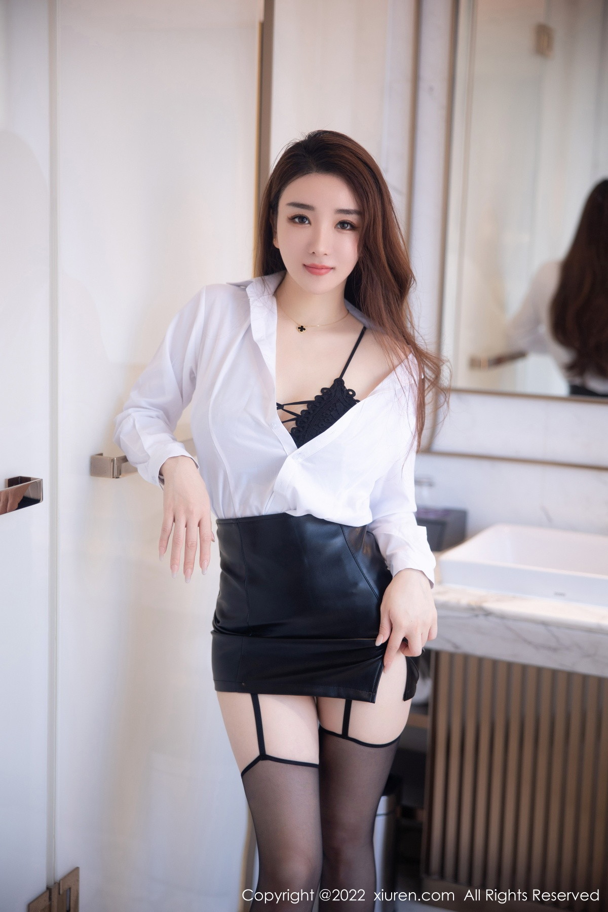 【XiuRen秀人網】20221128Vol5916雨兒1494【74P】-[秀人套图]