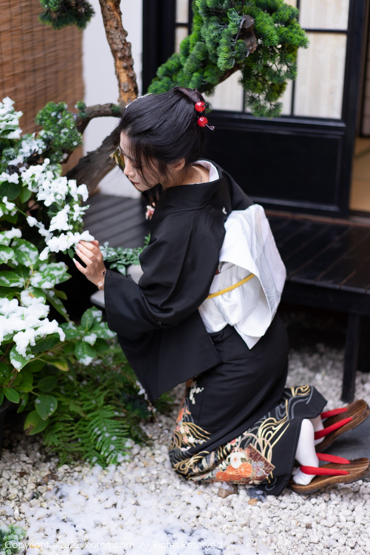 【XiuRen秀人網】20221130Vol5932laura阿姣【74P】-[秀人套图]