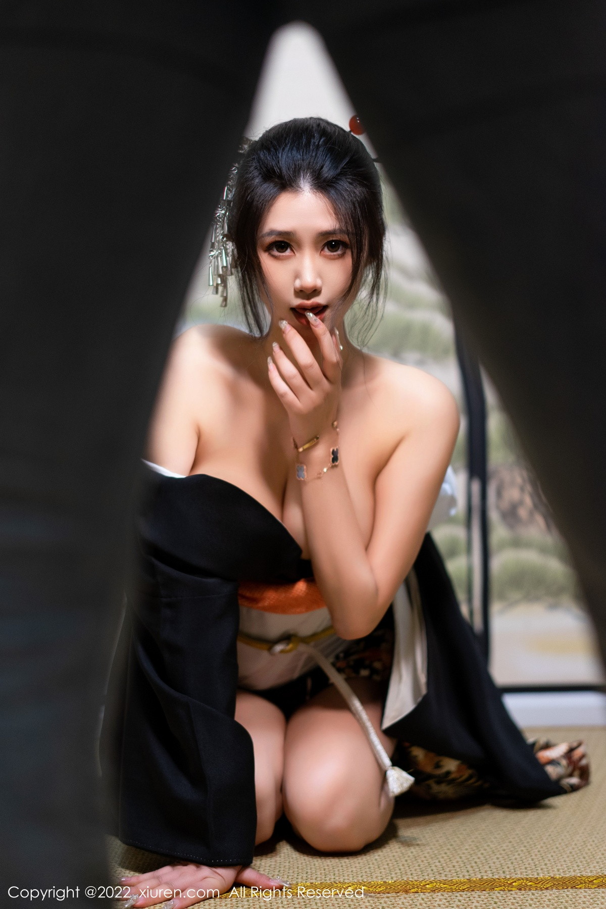 【XiuRen秀人網】20221130Vol5932laura阿姣【74P】-[秀人套图]