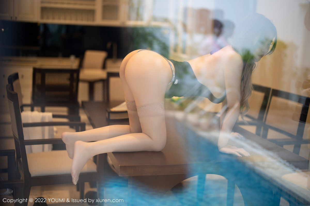【YOUMI尤蜜荟】20221130Vol871小海臀Rena【56P】-[秀人套图]