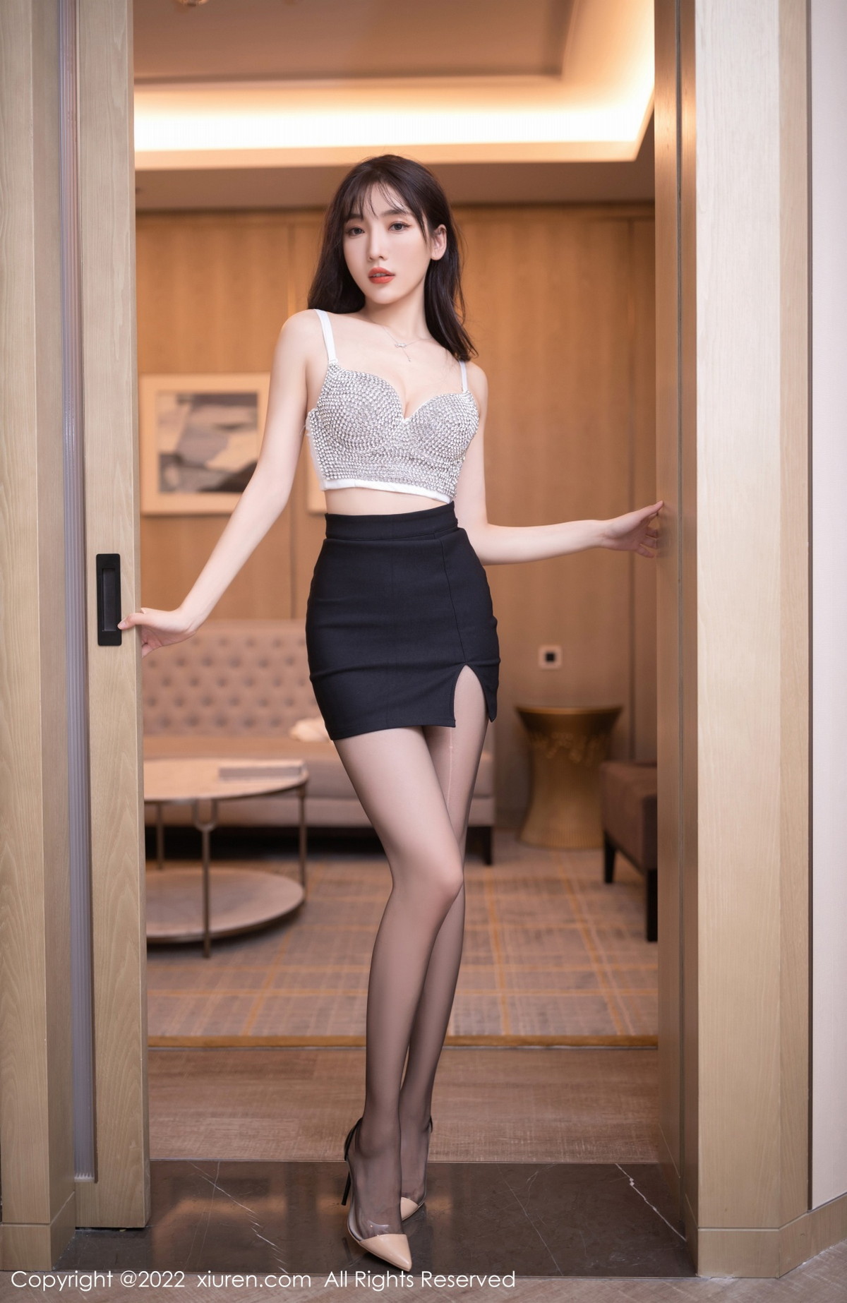 【XiuRen秀人網】20221201Vol5940陸萱萱【78P】-[秀人套图]