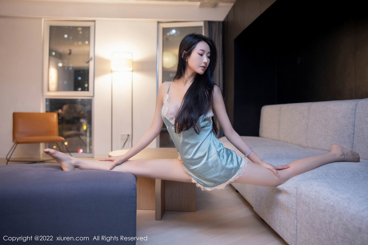 【XiuRen秀人網】20221201Vol5936蘇蘇阿【80P】-[秀人套图]