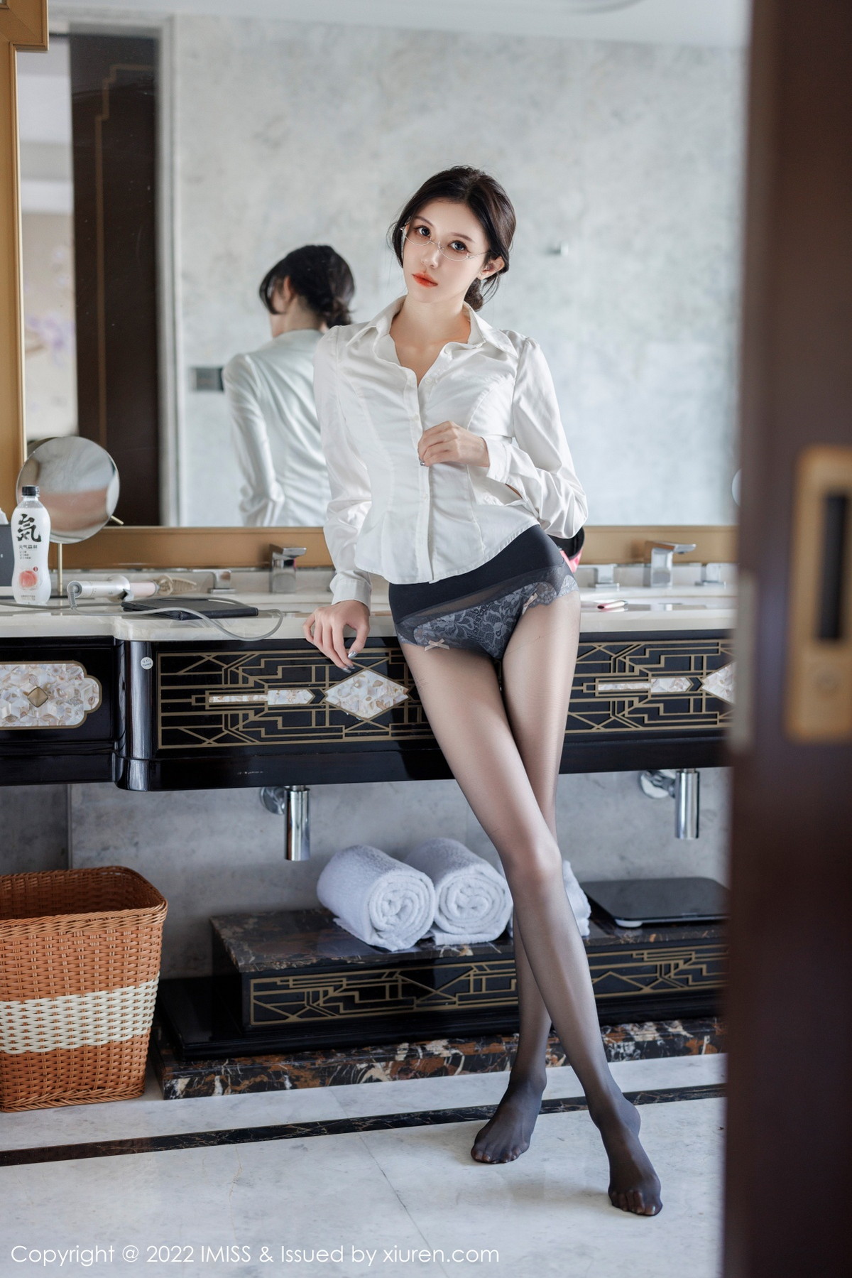 【IMISS愛蜜社】20221206Vol708泥鳅鳅【55P】-[秀人套图]