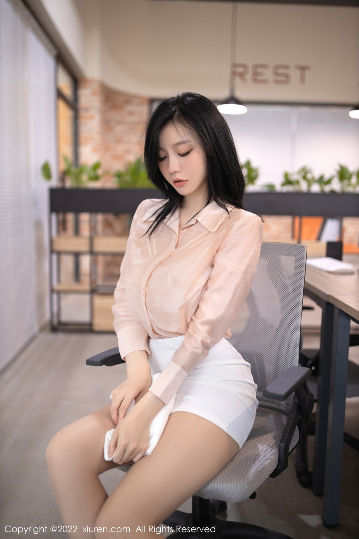 【XiuRen秀人網】20221206Vol5960安然anran【82P】-[秀人套图]