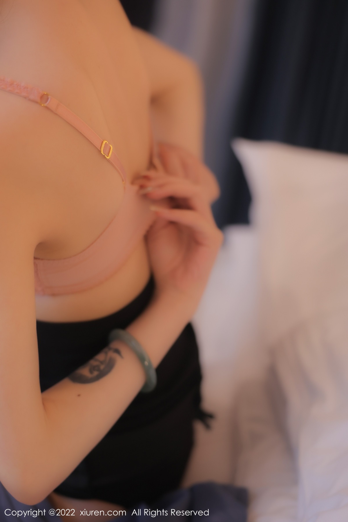 【XiuRen秀人網】20221207Vol596477qiqi【88P】-[秀人套图]