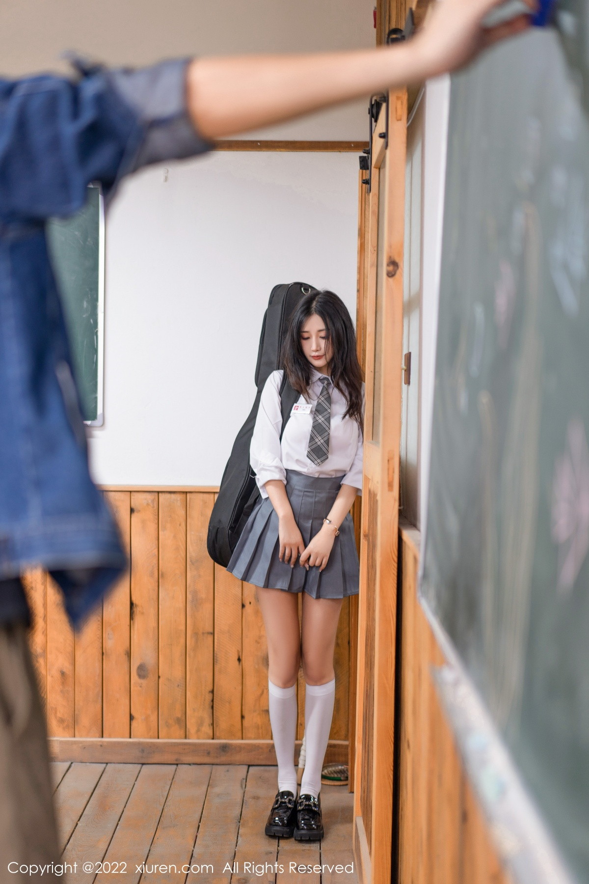 【XiuRen秀人網】20221208Vol5970laura阿姣【99P】-[秀人套图]