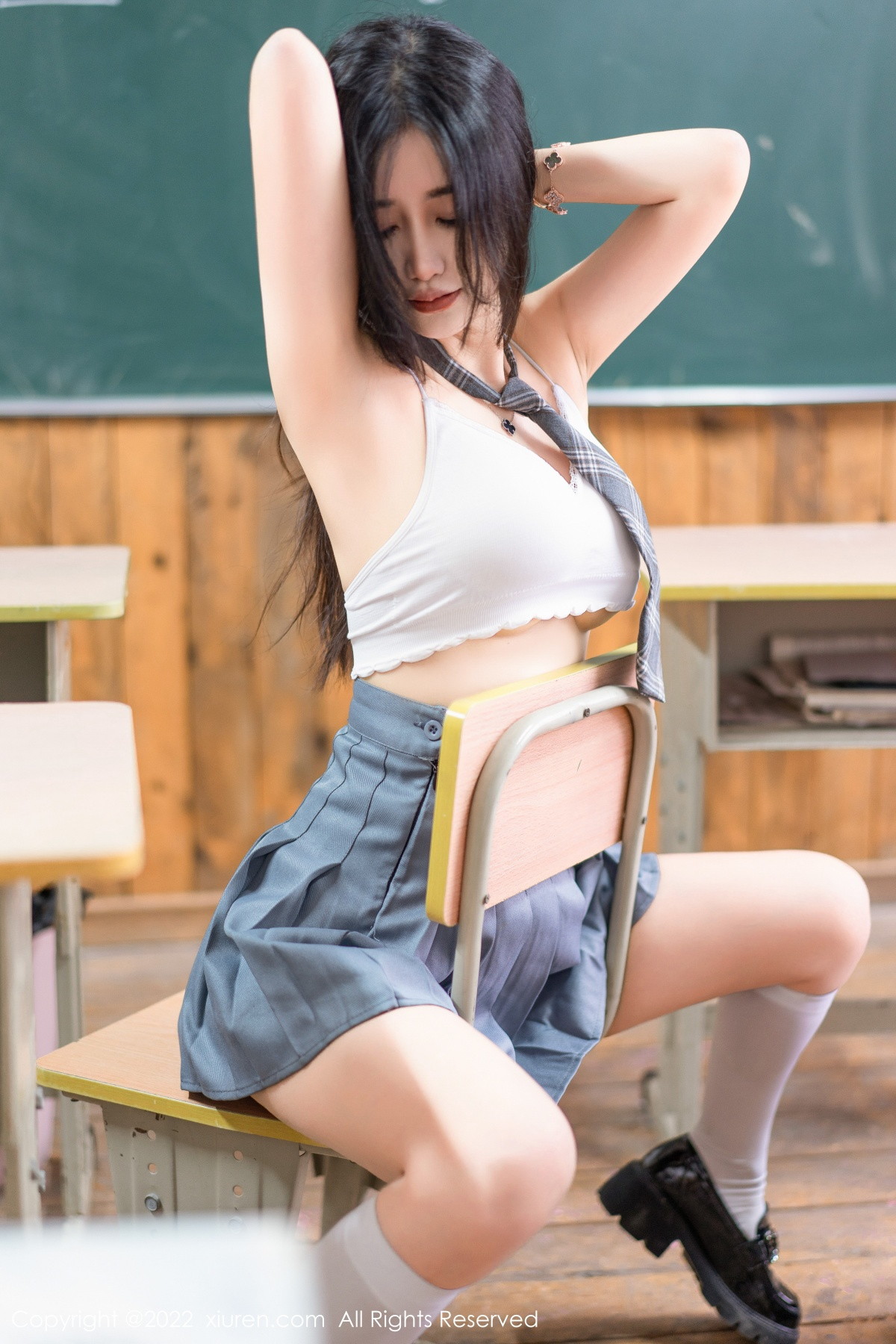 【XiuRen秀人網】20221208Vol5970laura阿姣【99P】-[秀人套图]