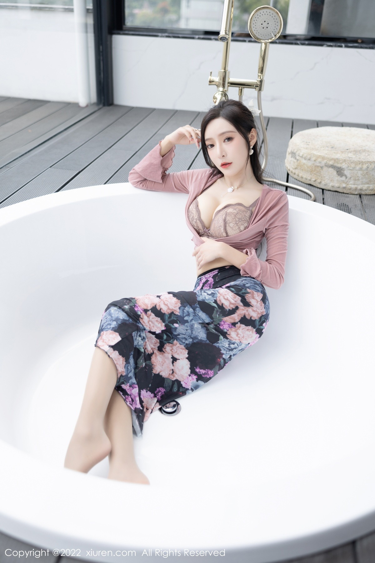 【XiuRen秀人網】20221212Vol5985王馨瑤yanni【82P】-[秀人套图]