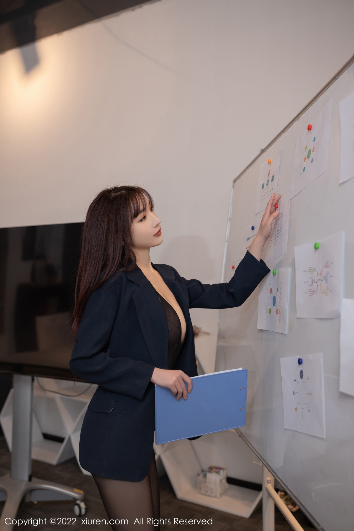 【XiuRen秀人網】20221215Vol6006陸萱萱【75P】-[秀人套图]