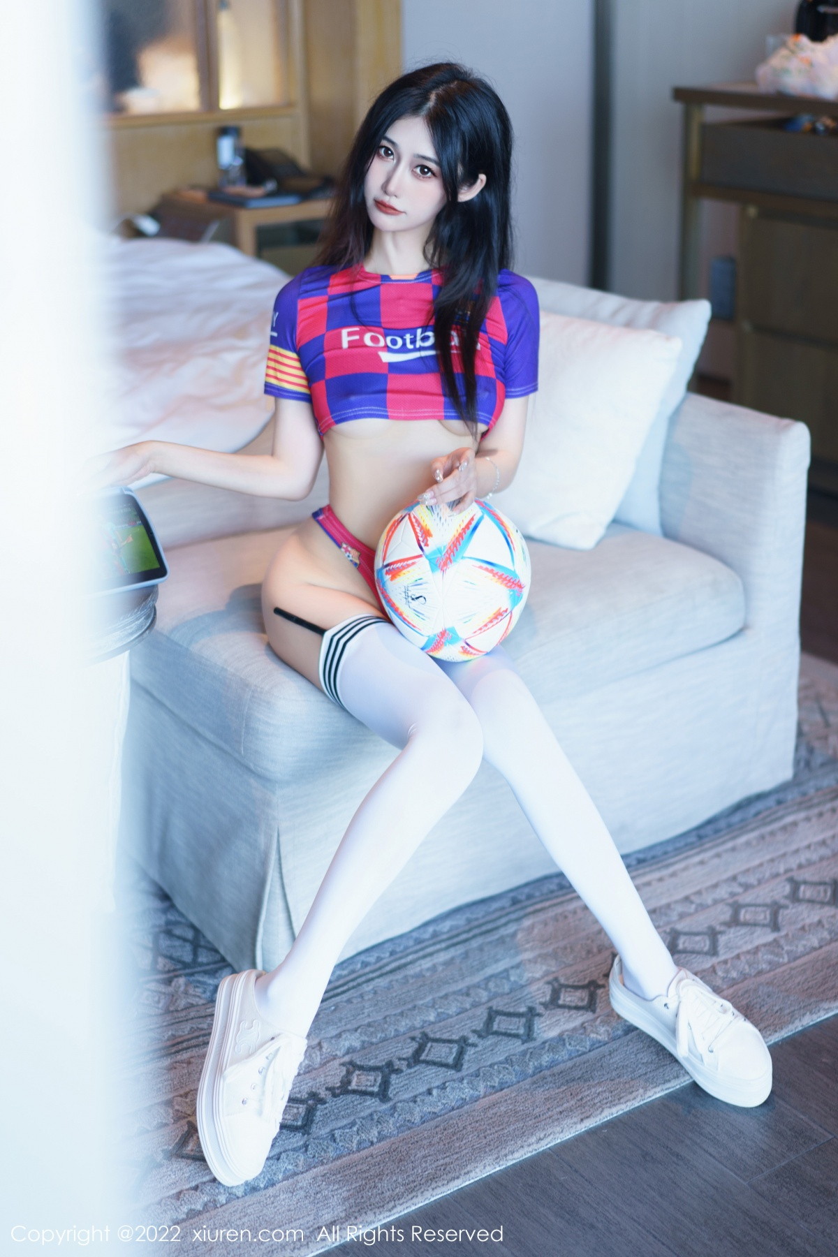 【XiuRen秀人網】20221215Vol6004laura阿姣【71P】-[秀人套图]