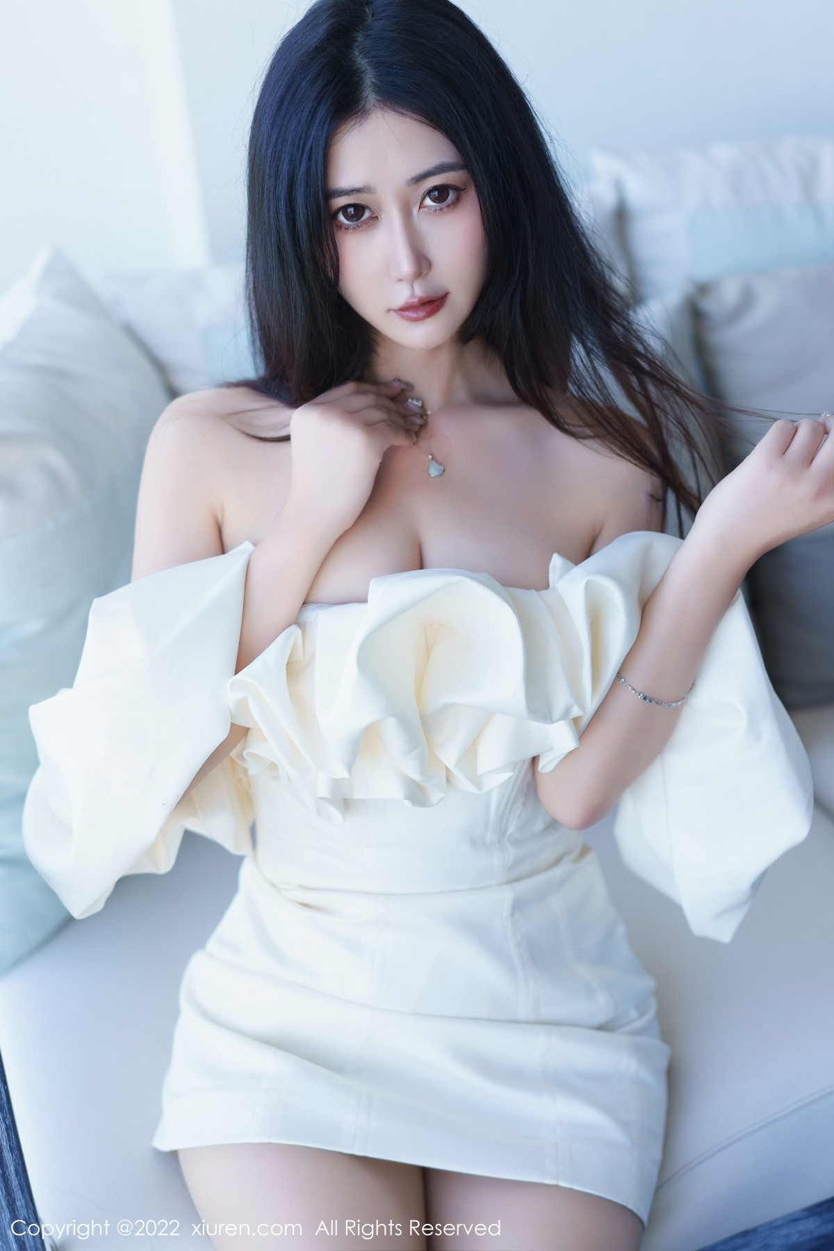 【XiuRen秀人網】20221222Vol6032laura阿姣【92P】-[秀人套图]