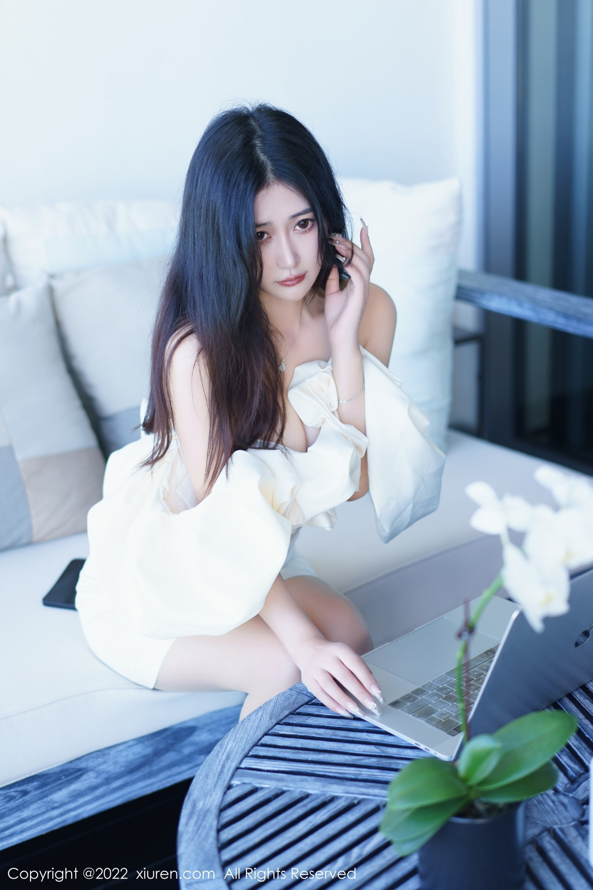 【XiuRen秀人網】20221222Vol6032laura阿姣【92P】-[秀人套图]