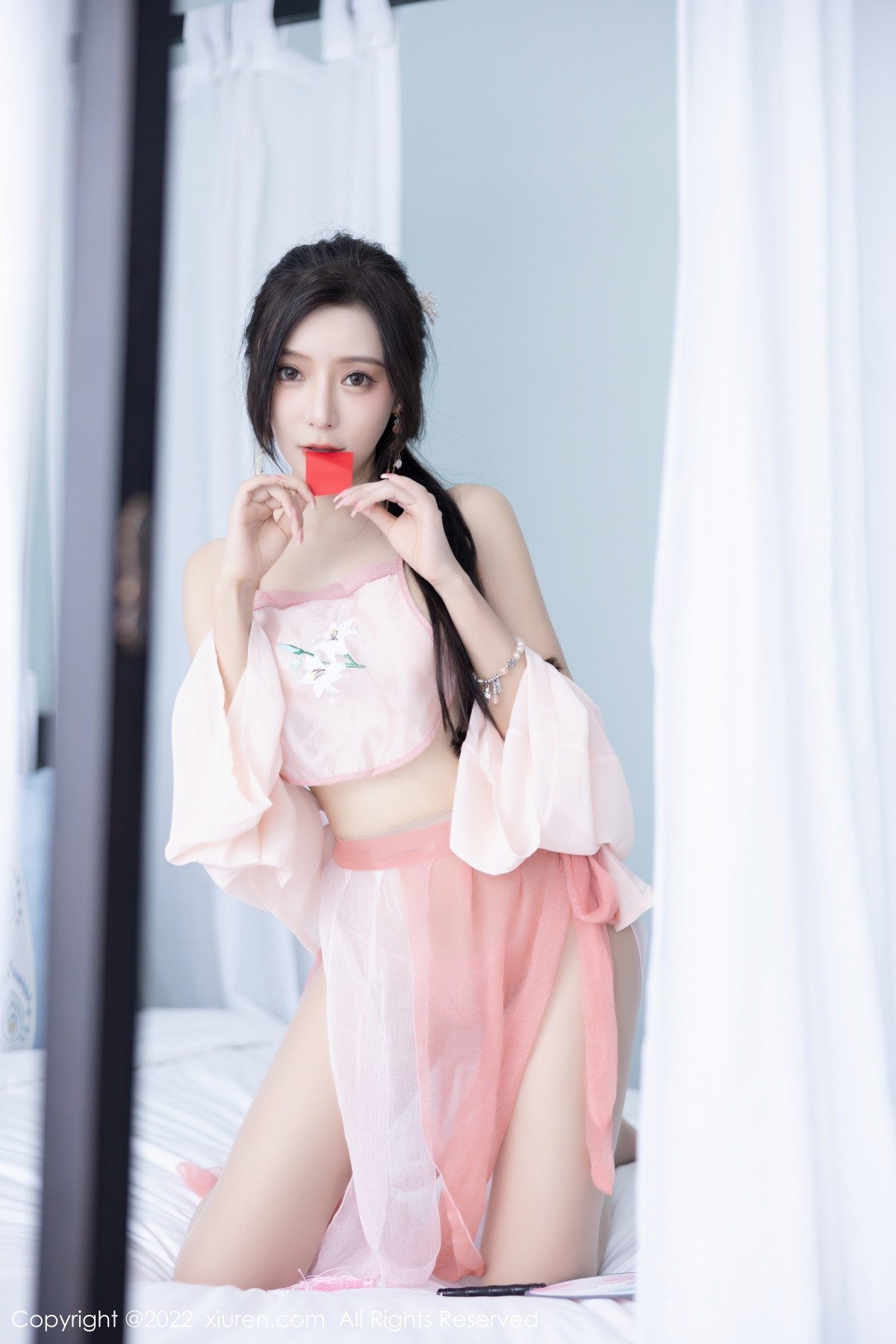 【XiuRen秀人網】20221223Vol6040王馨瑤yanni【84P】-[秀人套图]