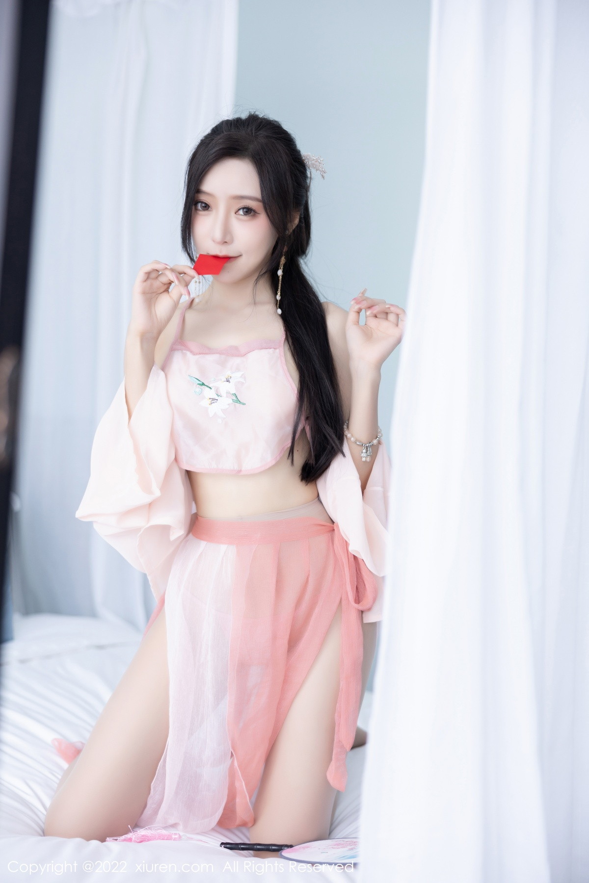 【XiuRen秀人網】20221223Vol6040王馨瑤yanni【84P】-[秀人套图]