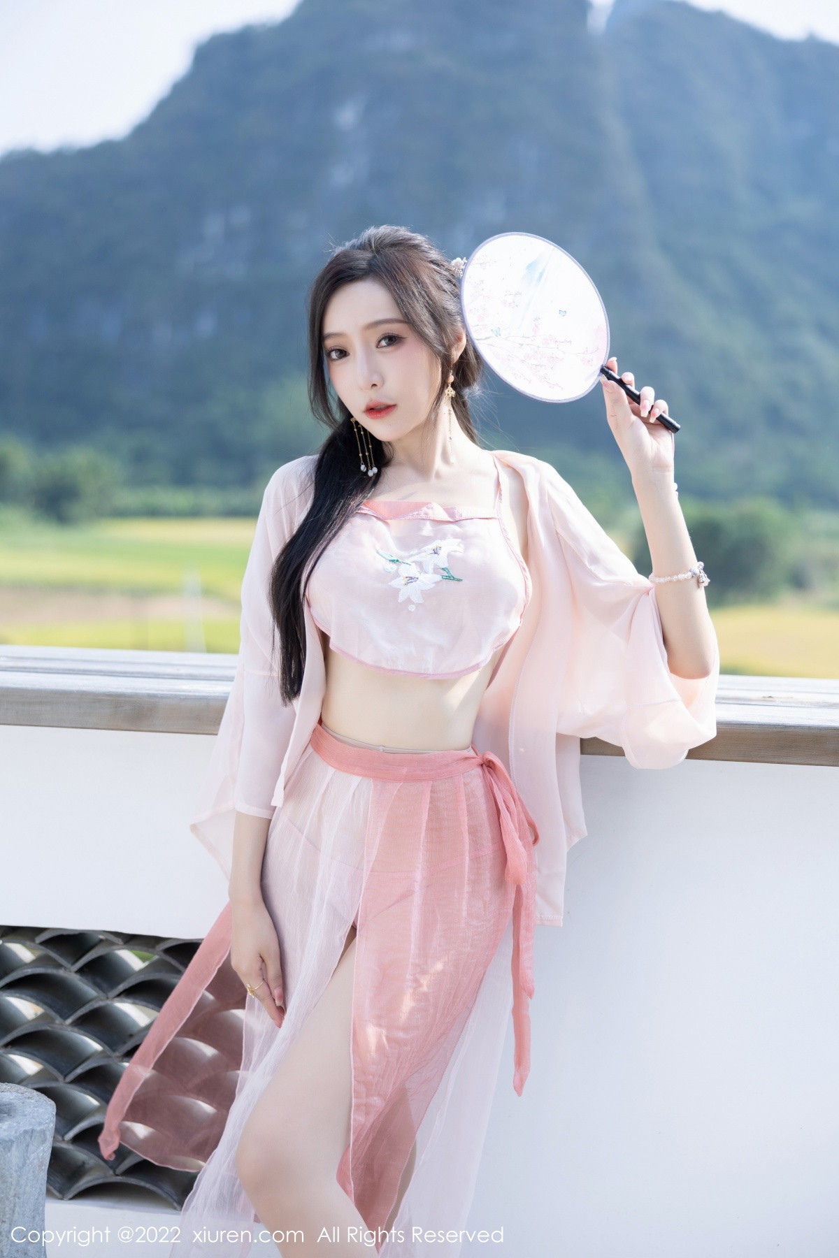 【XiuRen秀人網】20221223Vol6040王馨瑤yanni【84P】-[秀人套图]