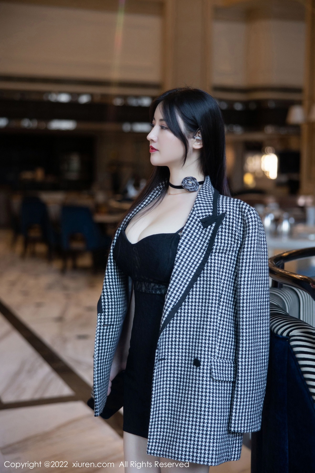 【XiuRen秀人網】20221227Vol6049詩詩kiki【70P】-[秀人套图]