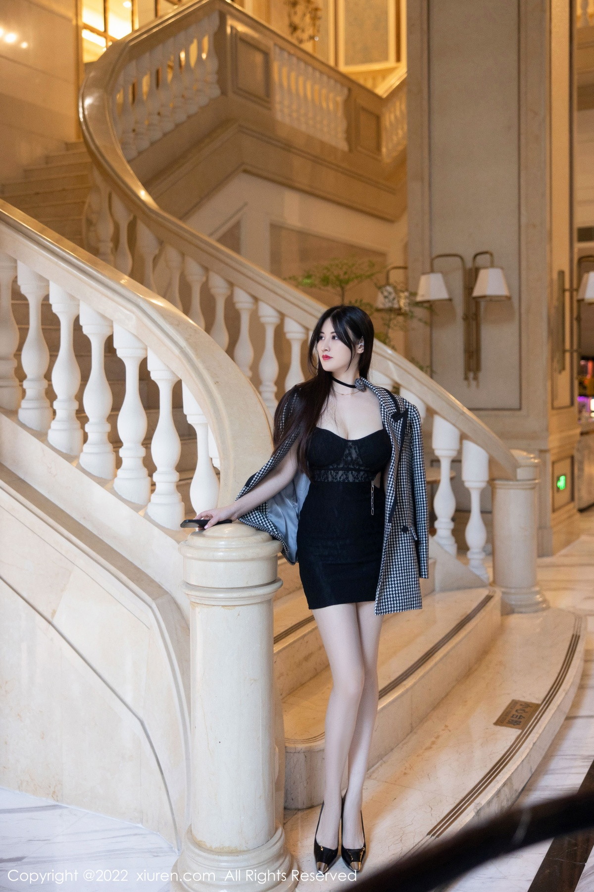 【XiuRen秀人網】20221227Vol6049詩詩kiki【70P】-[秀人套图]