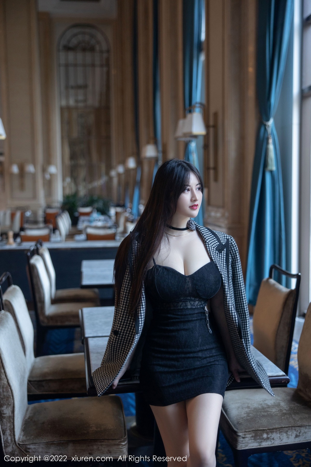 【XiuRen秀人網】20221227Vol6049詩詩kiki【70P】-[秀人套图]