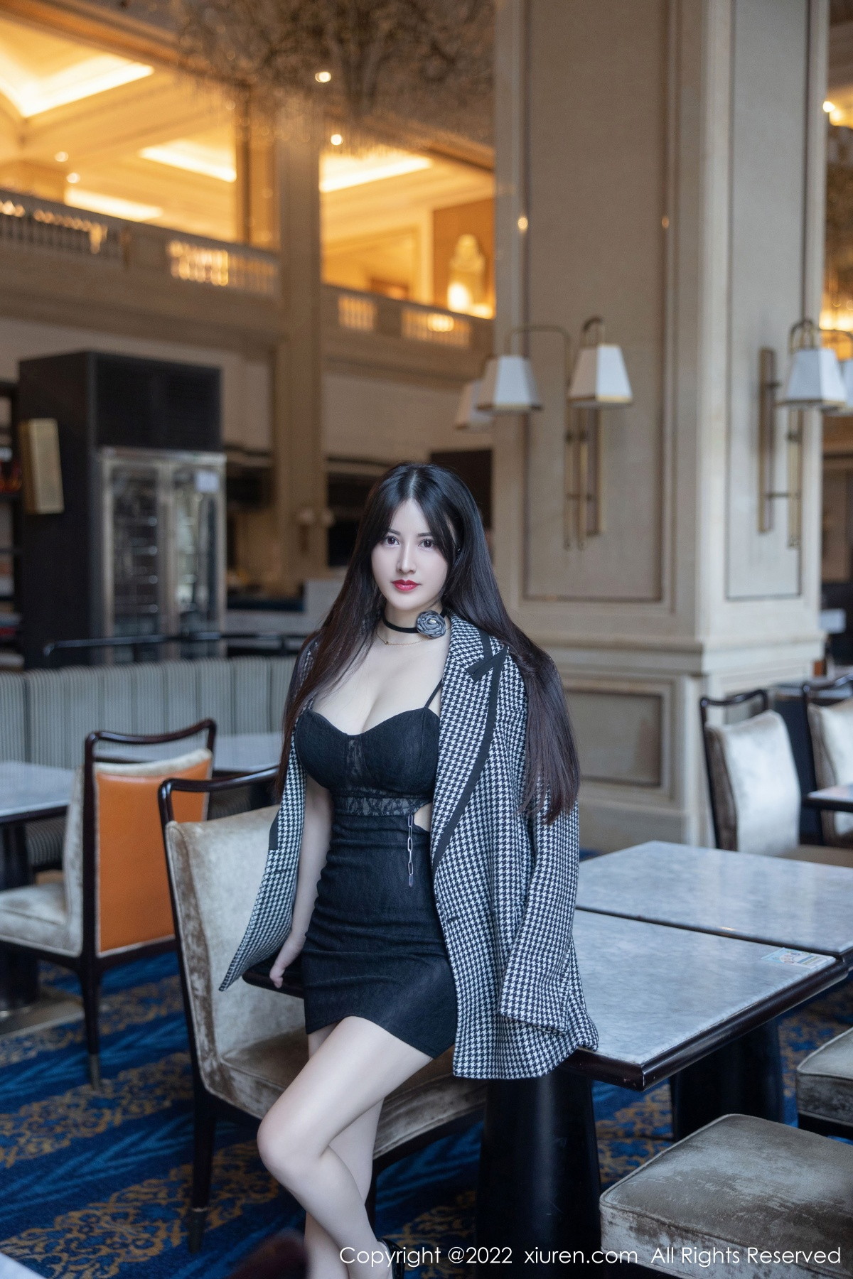 【XiuRen秀人網】20221227Vol6049詩詩kiki【70P】-[秀人套图]