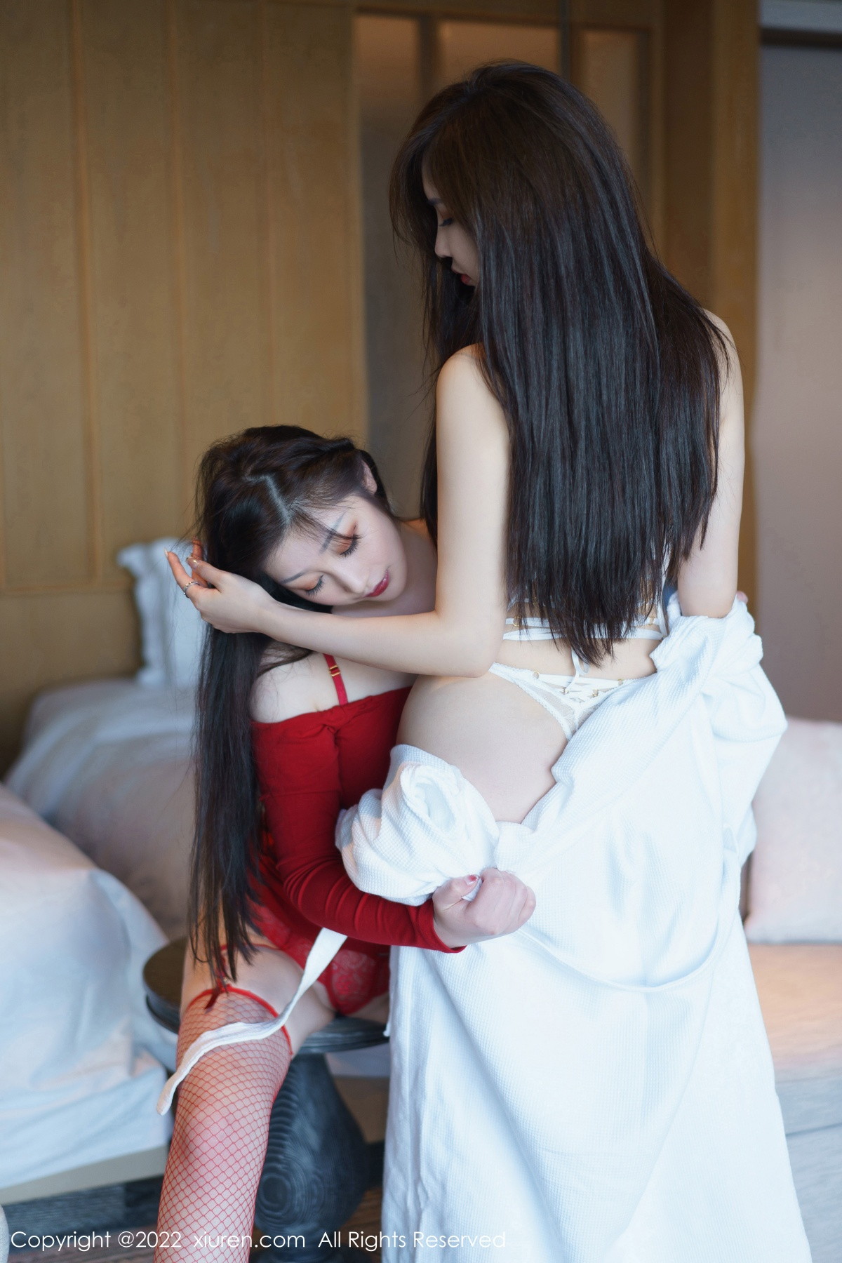 【XiuRen秀人網】20221230Vol6070妲己-ToxicCarol周妍希【80P】-[秀人套图]