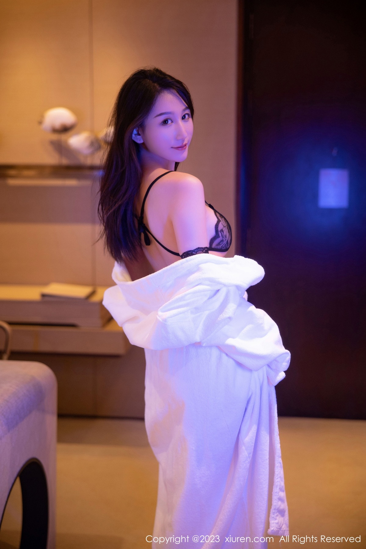 【XiuRen秀人網】20230104Vol6083薇薇醬【84P】-[秀人套图]