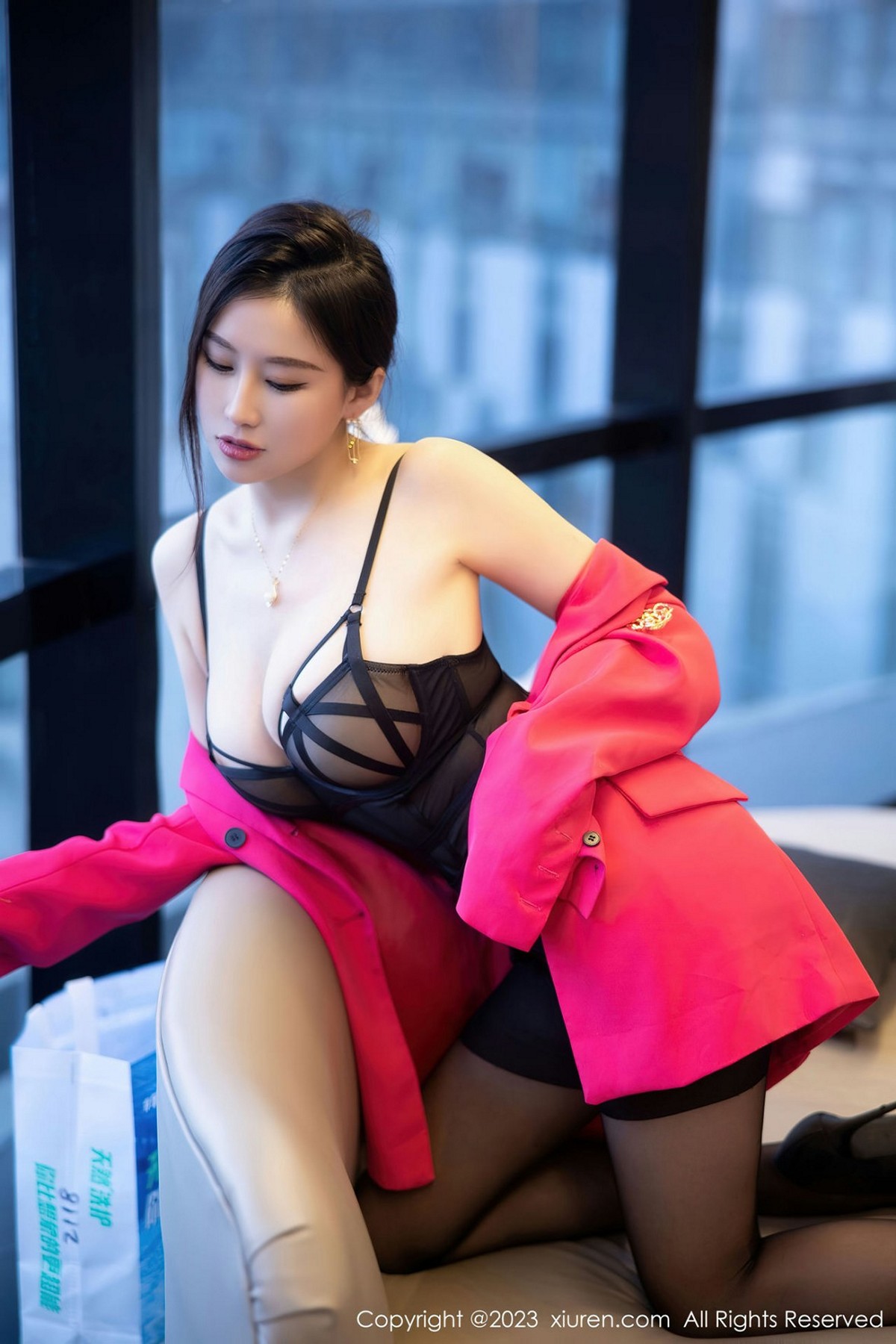 【XiuRen秀人網】20230109Vol6103月音瞳【93P】-[秀人套图]