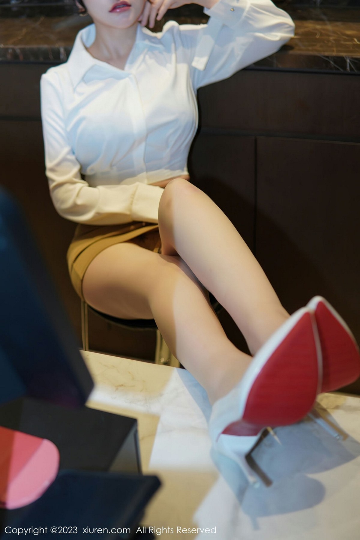 【XiuRen秀人網】20230110Vol6111桃桃子【86P】-[秀人套图]