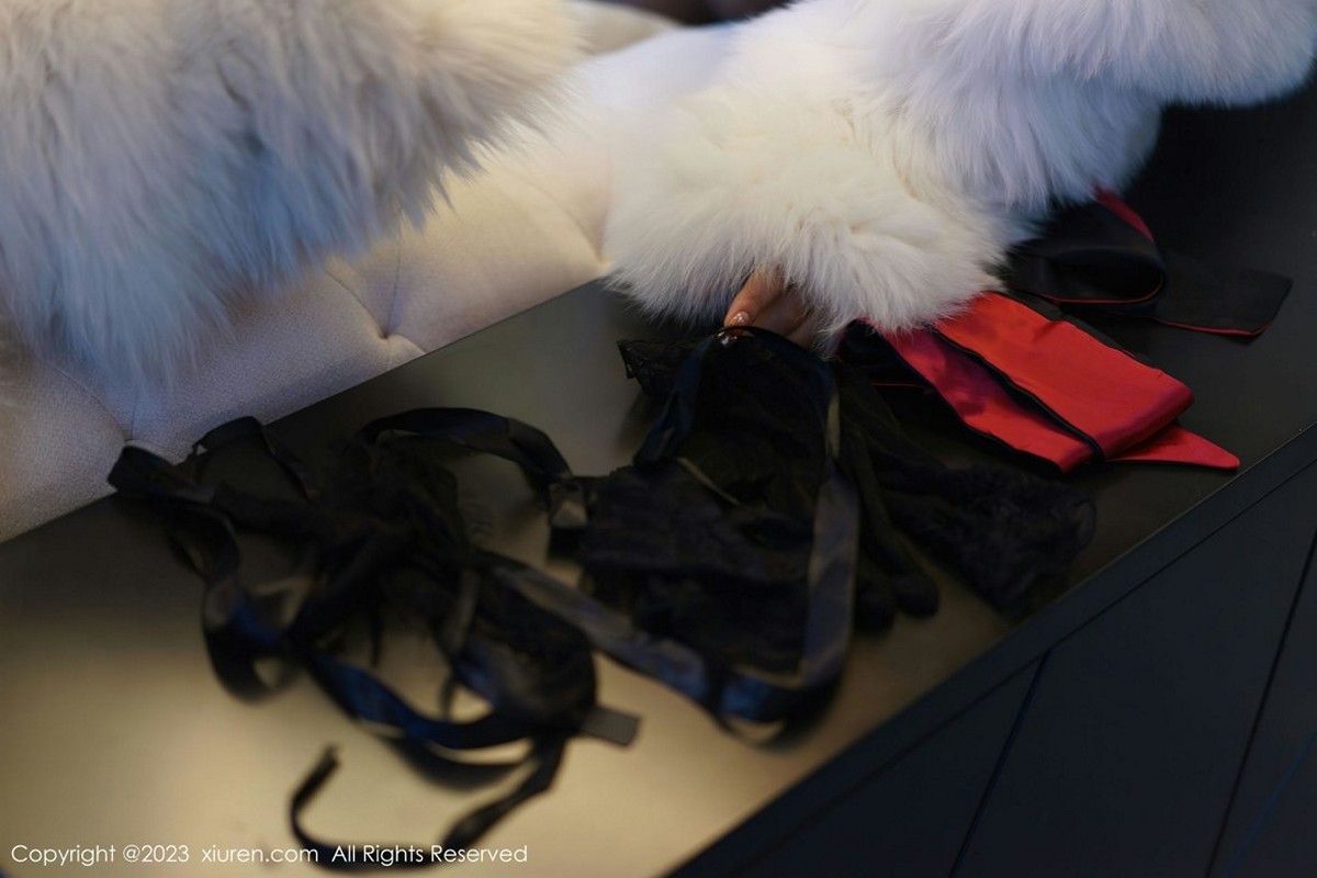 【XiuRen秀人網】20230119Vol6162laura阿姣【72P】-[秀人套图]