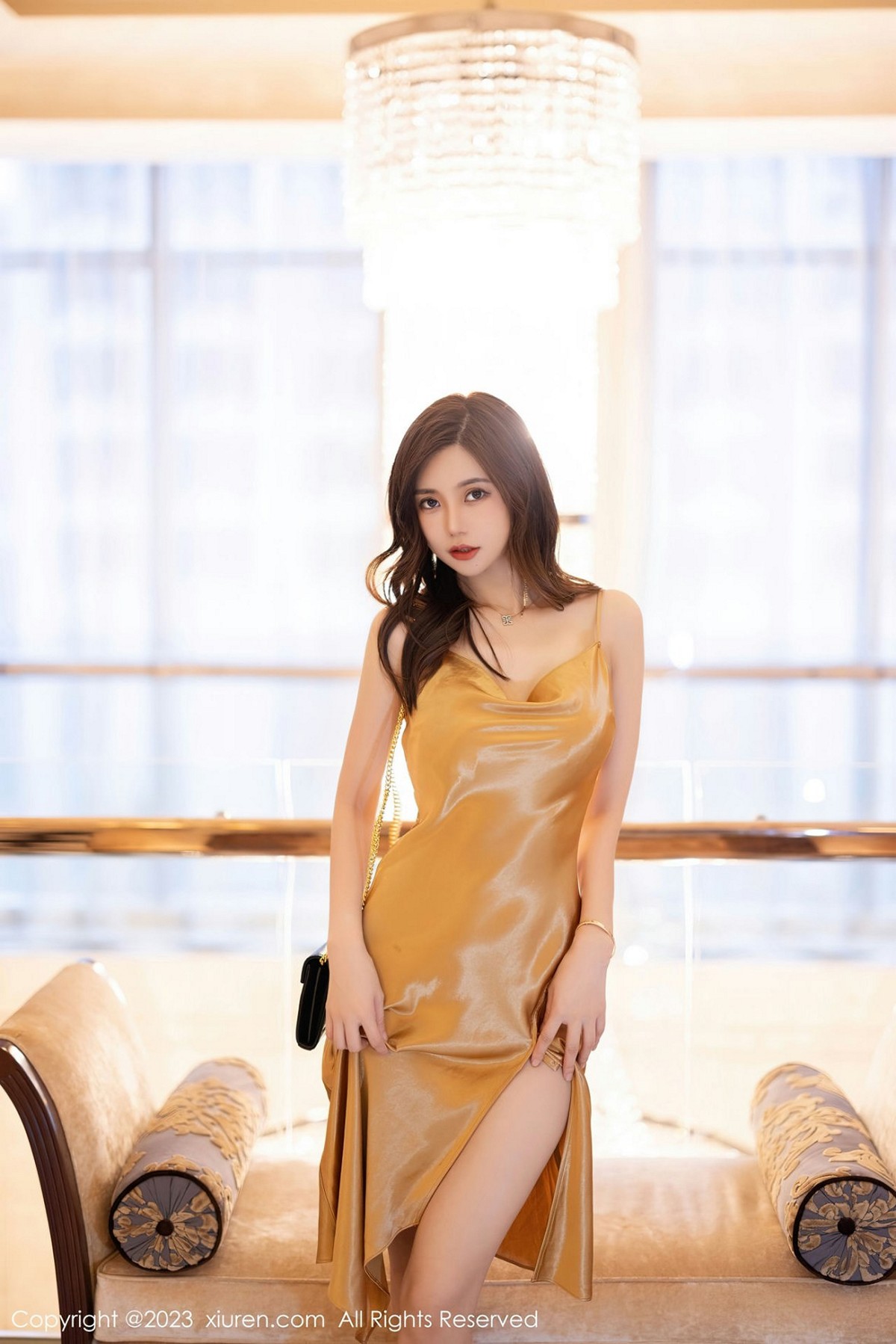 【XiuRen秀人網】20230120Vol6169绮里嘉ula【102P】-[秀人套图]