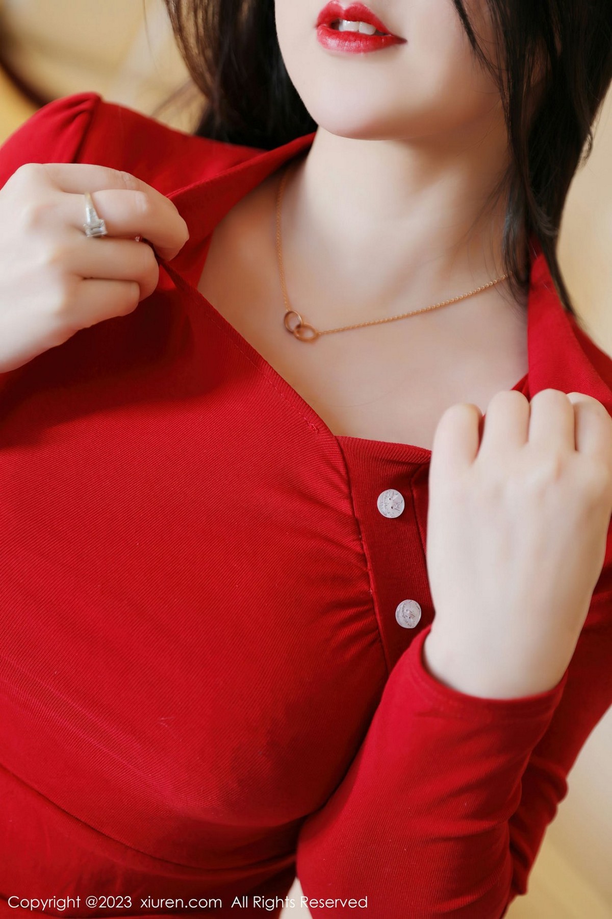 【XiuRen秀人網】20230120Vol6166詩詩kiki【60P】-[秀人套图]