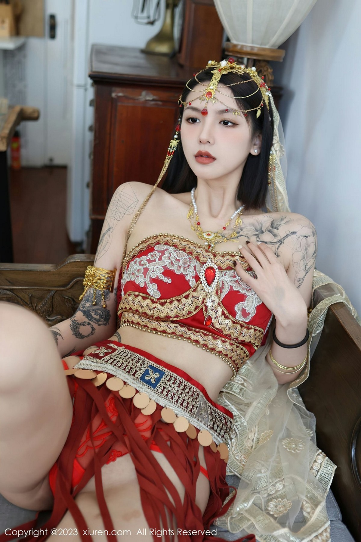 【XiuRen秀人網】20230209Vol6240喬一一【76P】-[秀人套图]