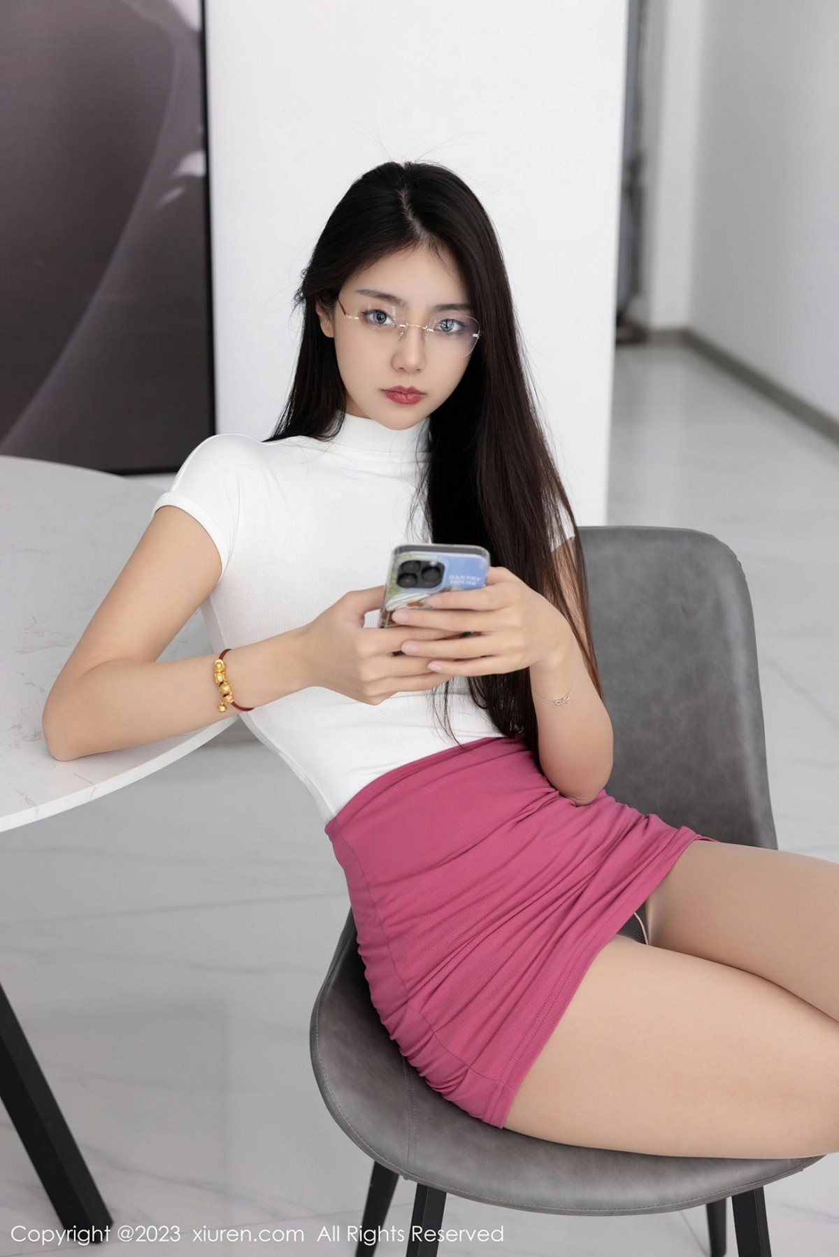 【XiuRen秀人網】20230209Vol6239可樂Vicky【77P】-[秀人套图]