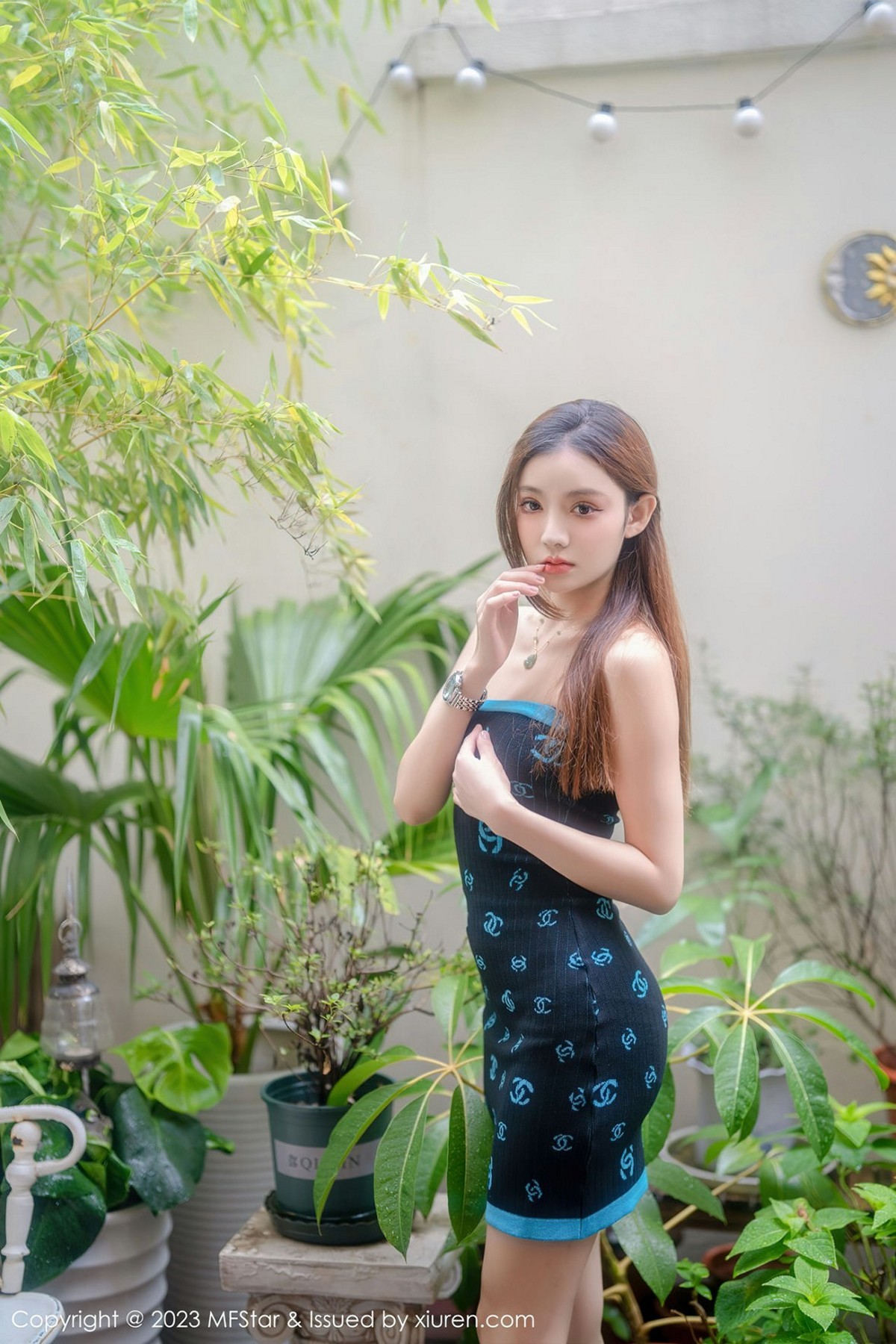 【MFStar模范學院】20230214Vol586加朵babe【73P】-[秀人套图]