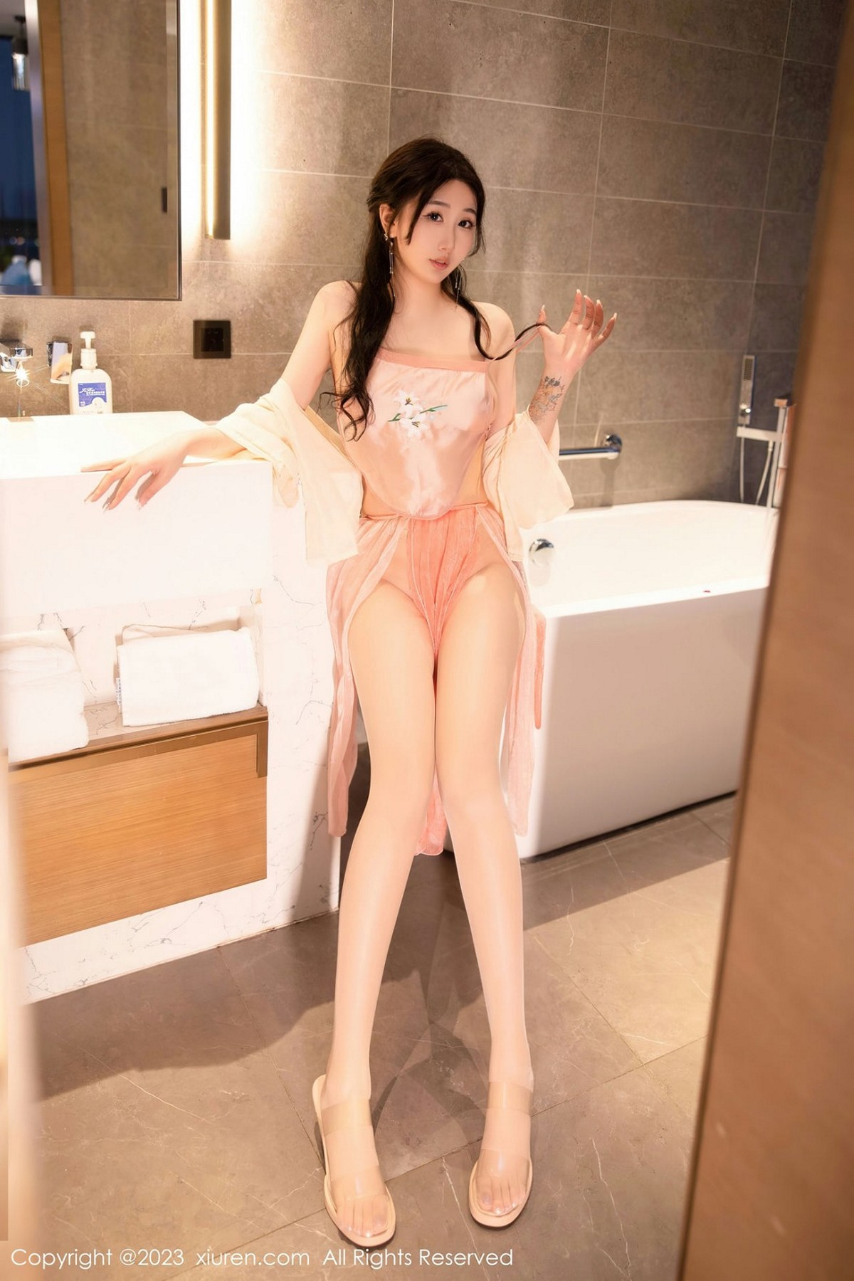 【XiuRen秀人網】20230214Vol6262江真真【70P】-[秀人套图]