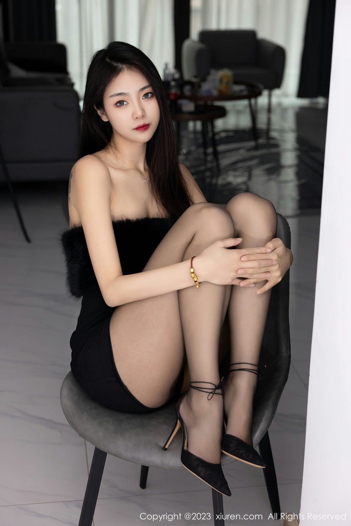 【XiuRen秀人網】20230216Vol6275可樂Vicky【60P】-[秀人套图]