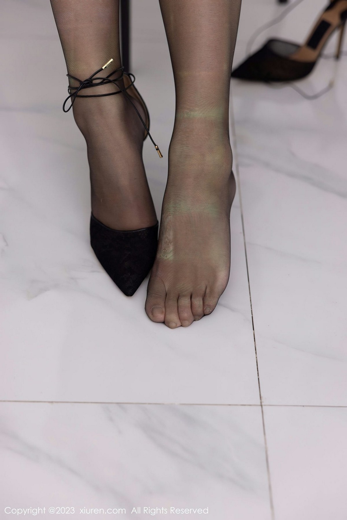 【XiuRen秀人網】20230216Vol6275可樂Vicky【60P】-[秀人套图]