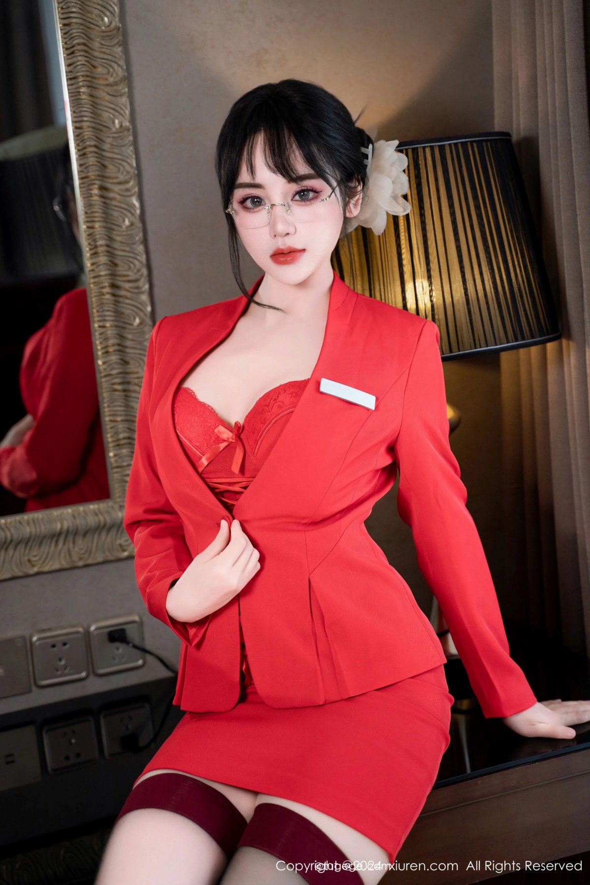 【XiuRen秀人網】20240409Vol8360汐汐愛吃草莓【60P】-[秀人套图]