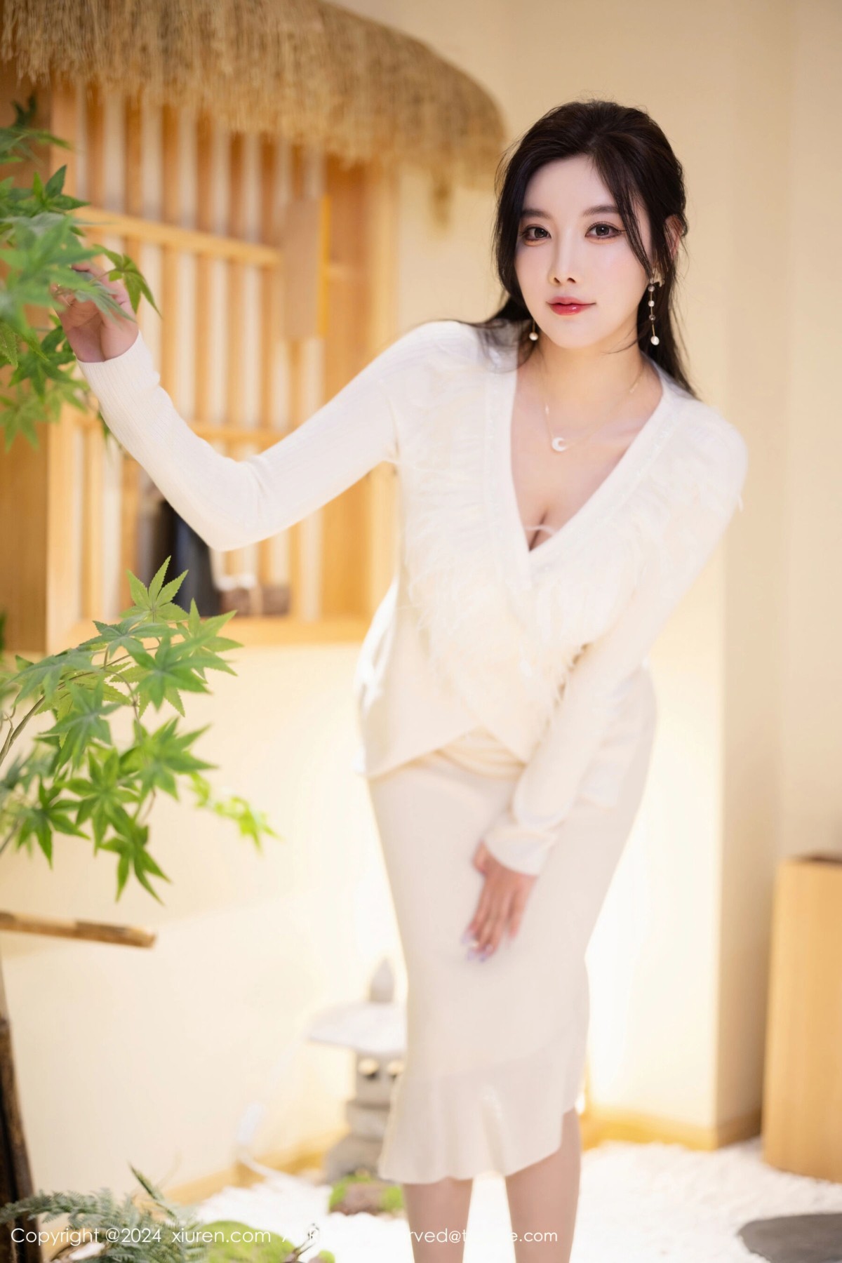 【XiuRen秀人網】20240409Vol8363楊晨晨Yome【82P】-[秀人套图]