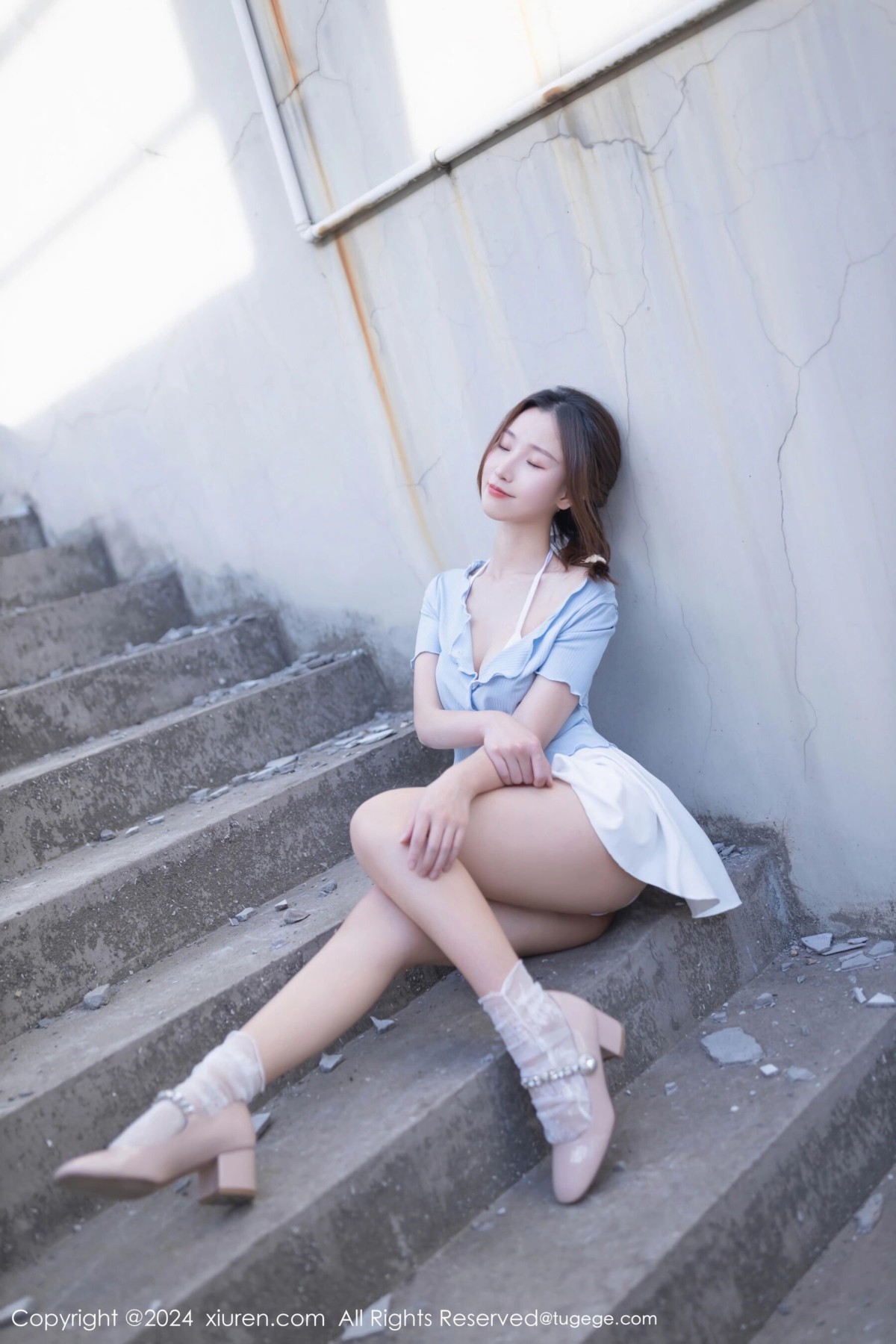 【XiuRen秀人網】20240410Vol8369杏子Yada【85P】-[秀人套图]