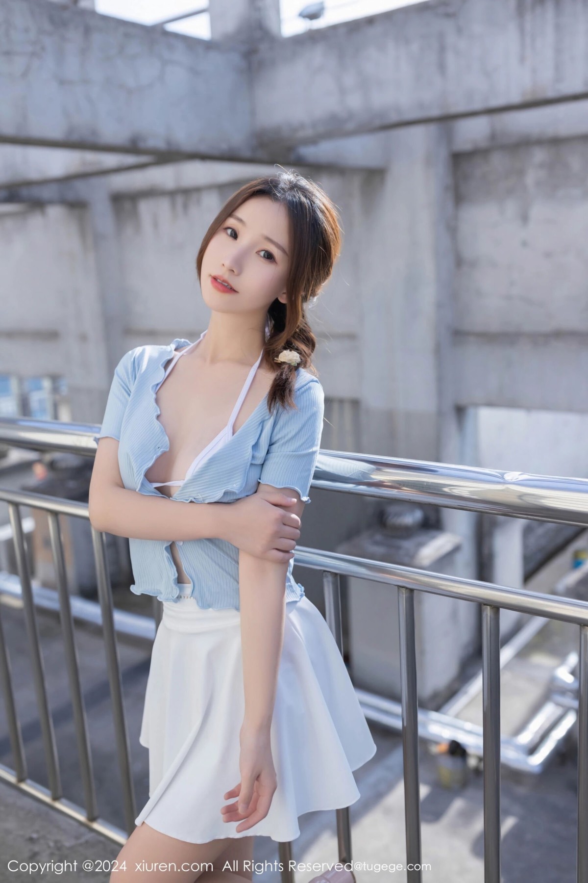 【XiuRen秀人網】20240410Vol8369杏子Yada【85P】-[秀人套图]